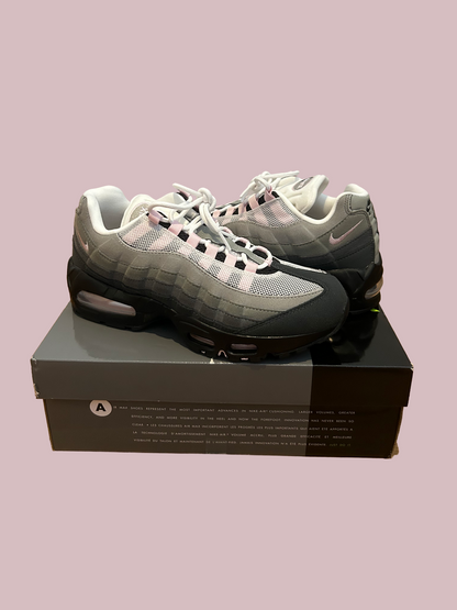 Nike Air Max 95 - Pink Foam